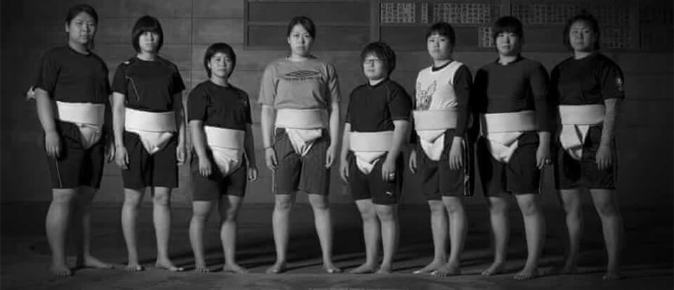 Đội Sumo nữ của Đại học Asahi.